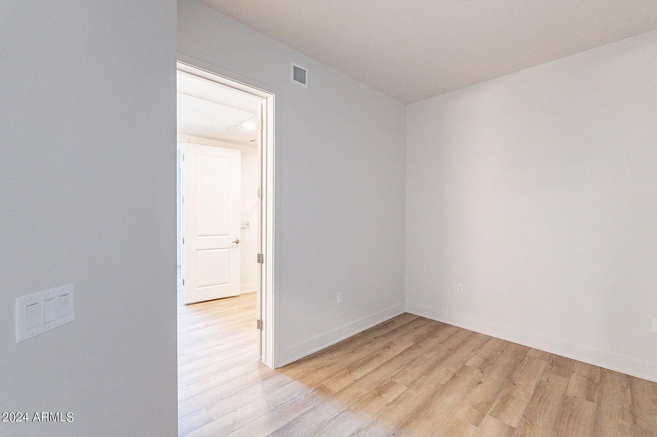 3131 N CENTRAL Avenue, 5012, Phoenix Unit: 5012