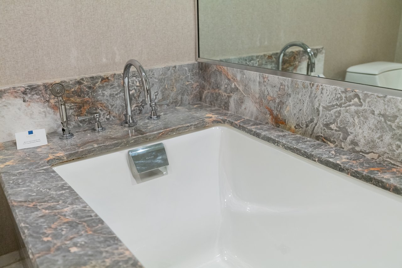 The Ocean Resort Residences (Conrad Fort Lauderdale Beach)