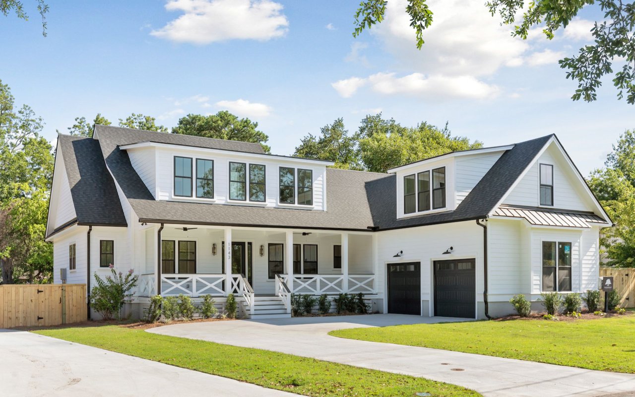 For Sale – Homes With White Exteriors