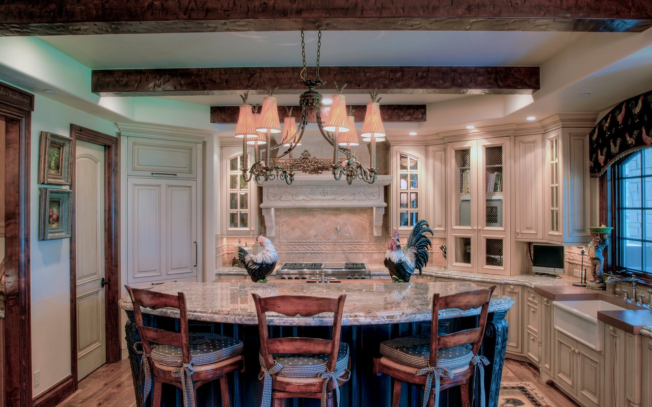 Tiger Wood's Top Golf Home in Castle Pines