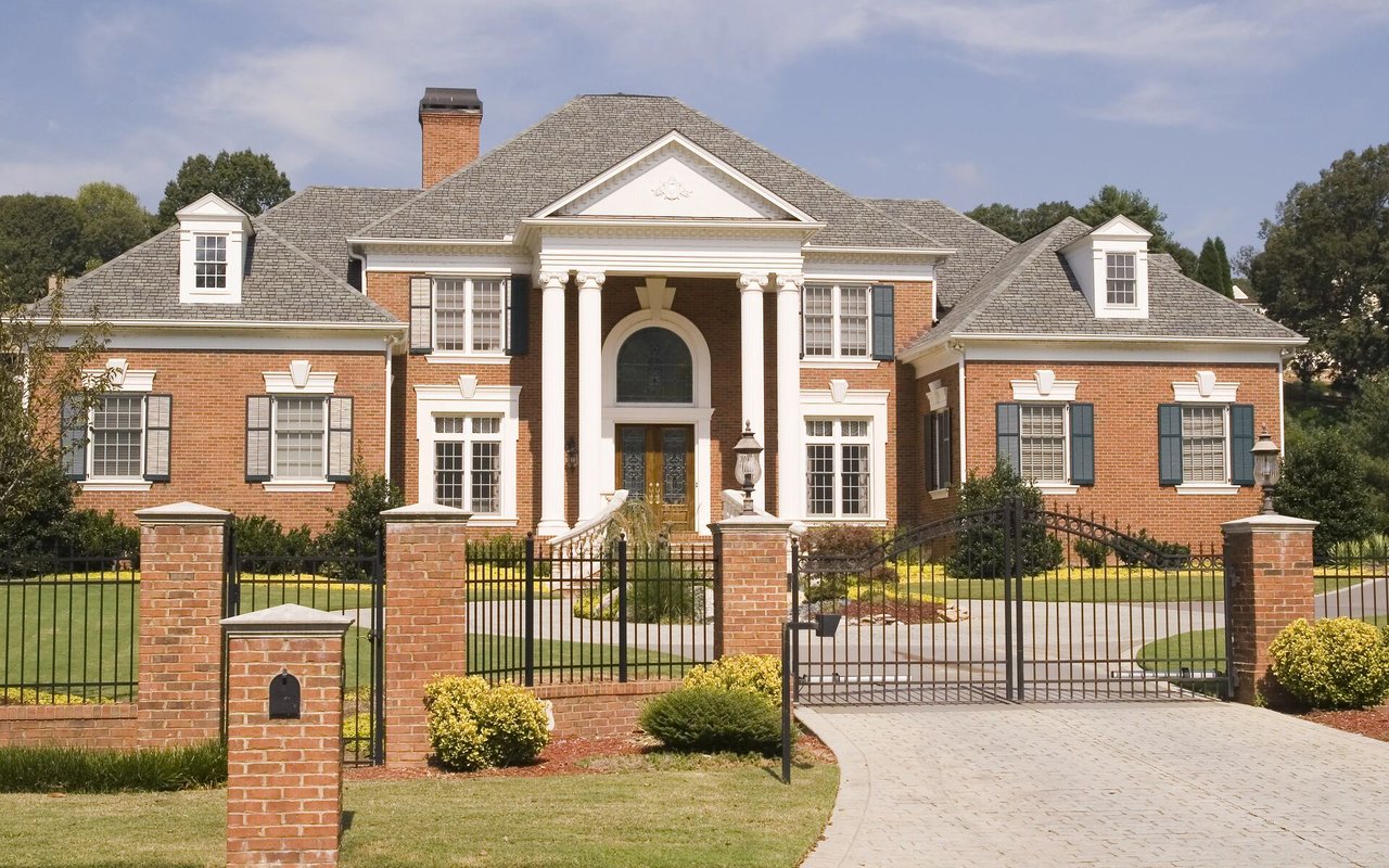 Shady Oak Court