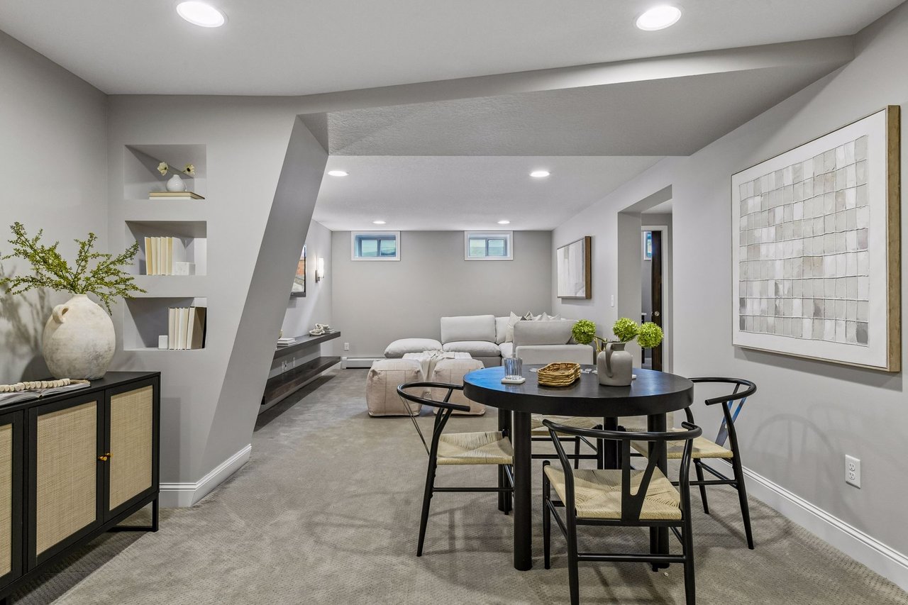 5932 Tamarac Ave, Edina