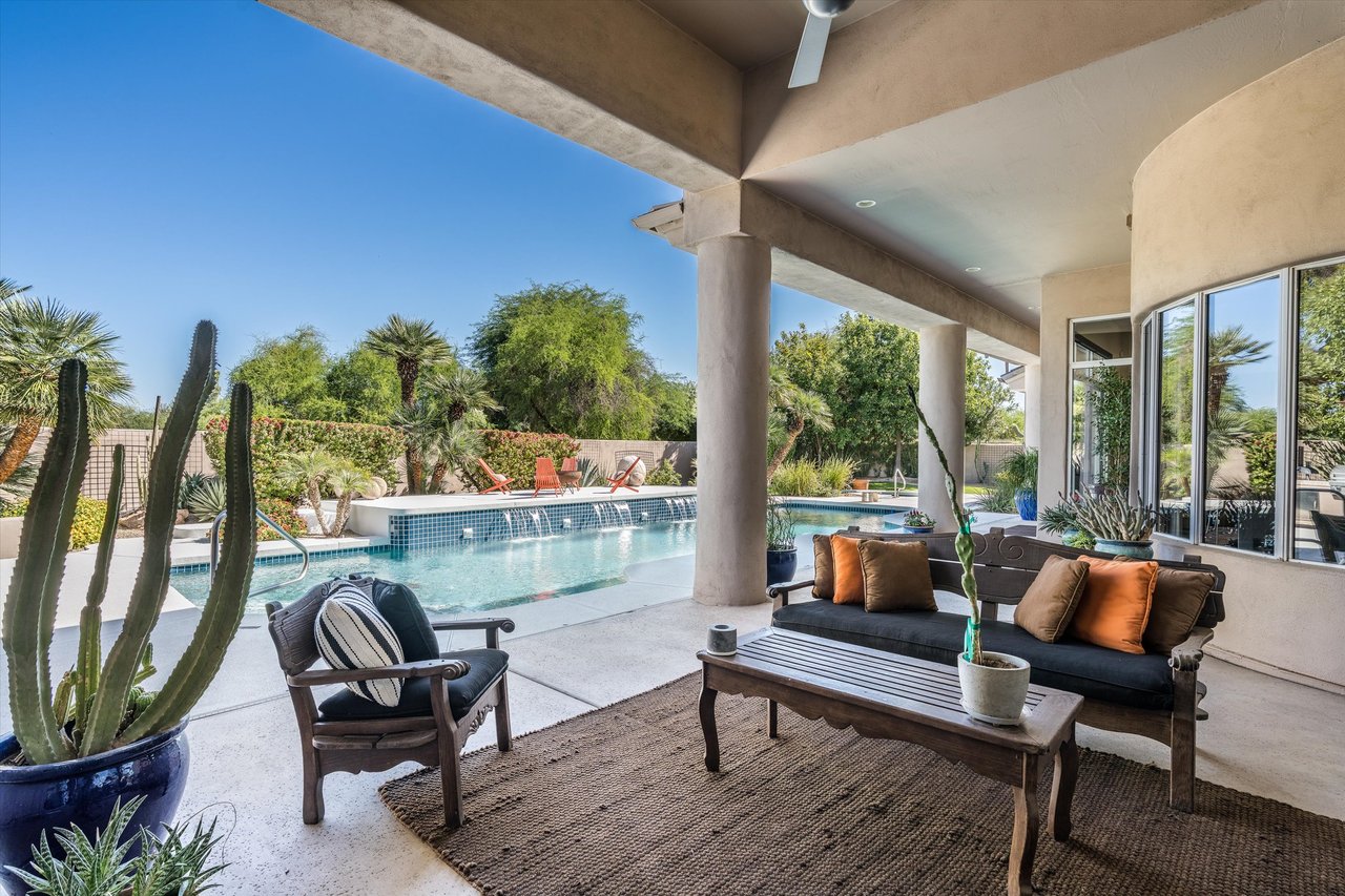 7124 E FOOTHILL Drive