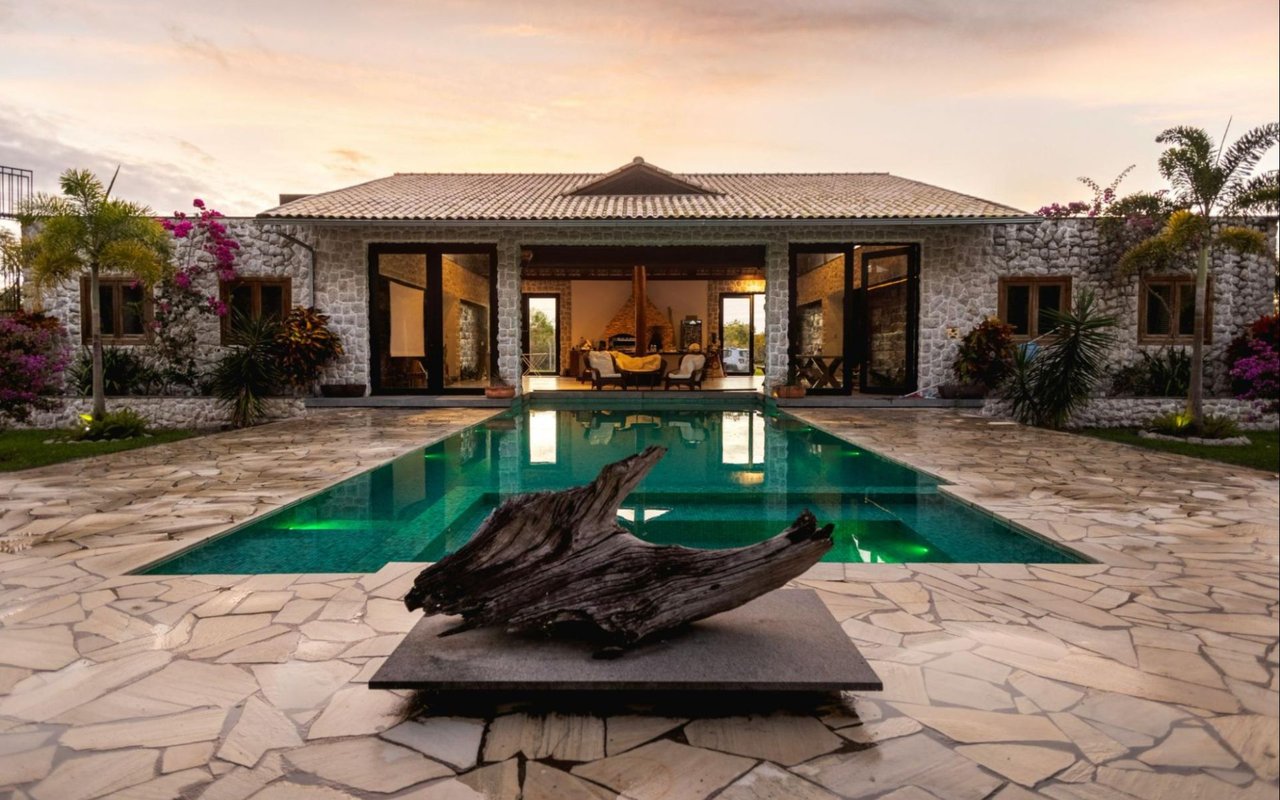 Architectural Styles You’ll Find in Coconut Grove, FL