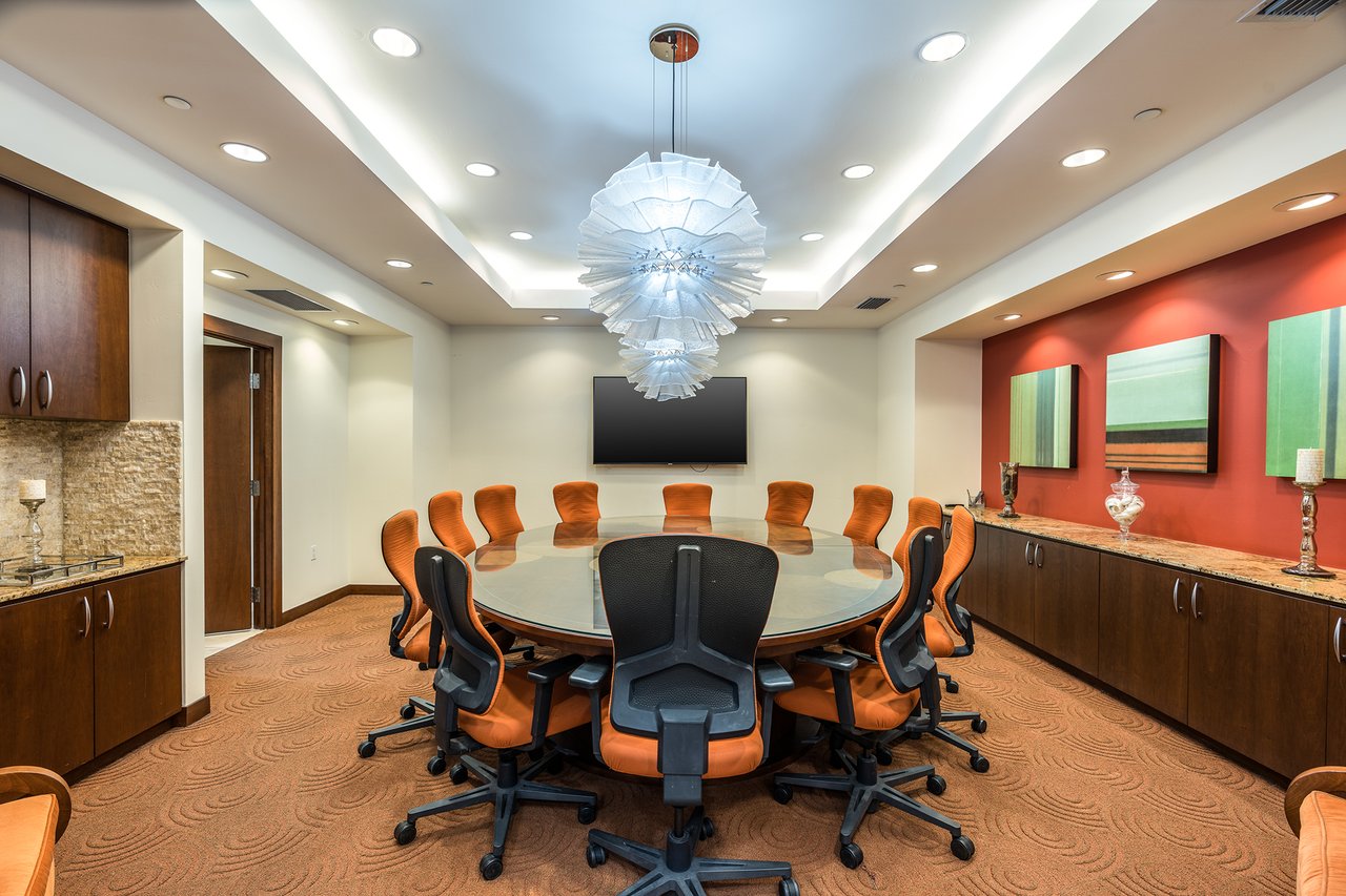 6803 E MAIN Street, 5511