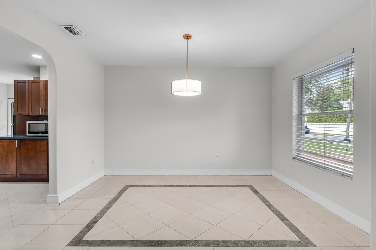 New Rental Opportunity in North Pinecrest