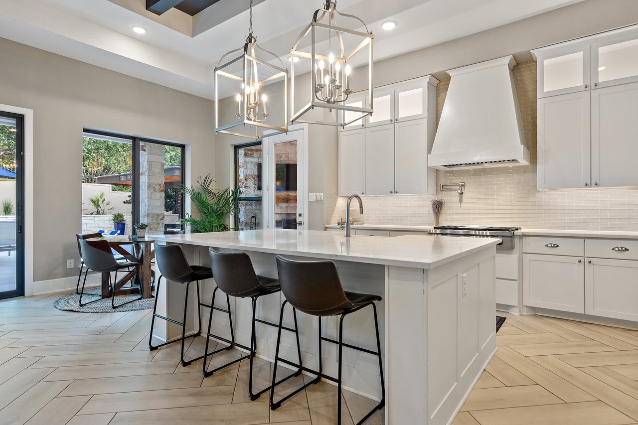 107 Bisset Court