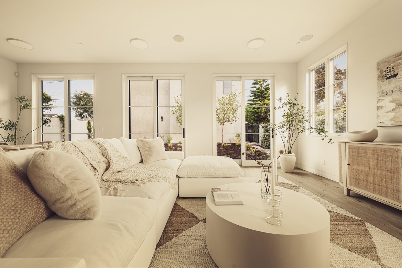 2114 Pier Ave, Santa Monica