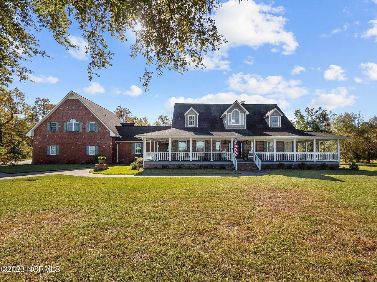 613 Piney Woods Rd