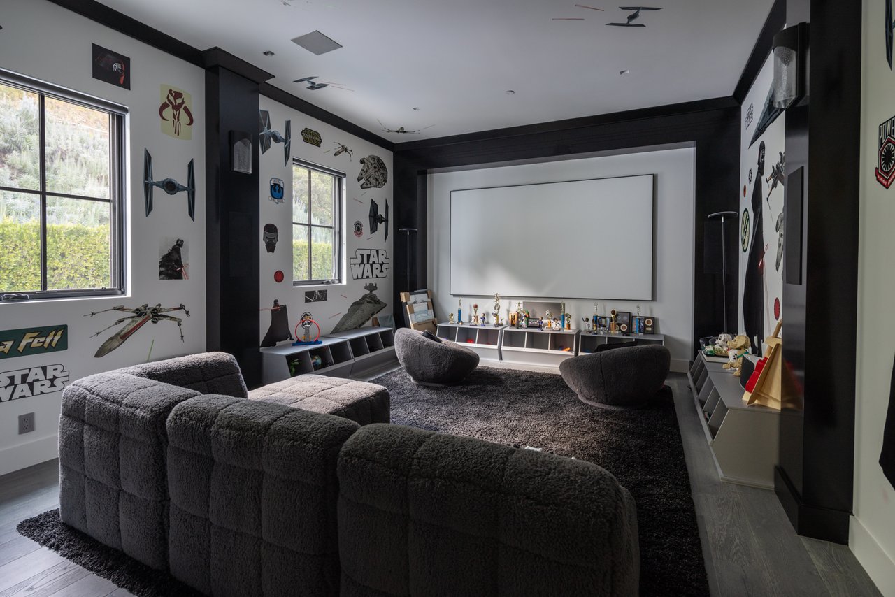 1281 Stone Canyon Rd