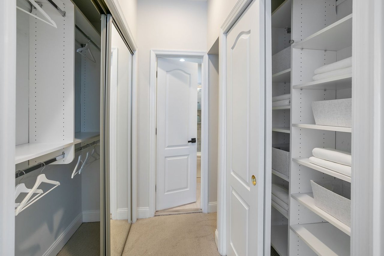 27 Logan Cir NW, Unit 5