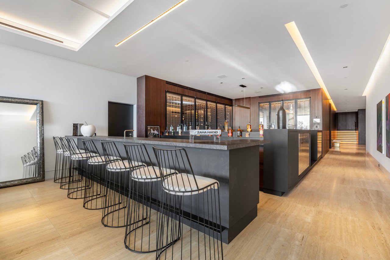 1305 Collingwood Pl