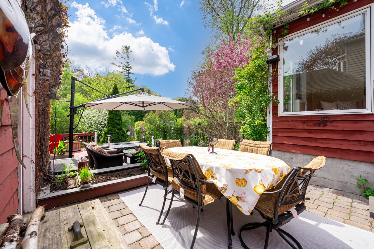 22 Worthington Cres - a Gem in Bloor West Village