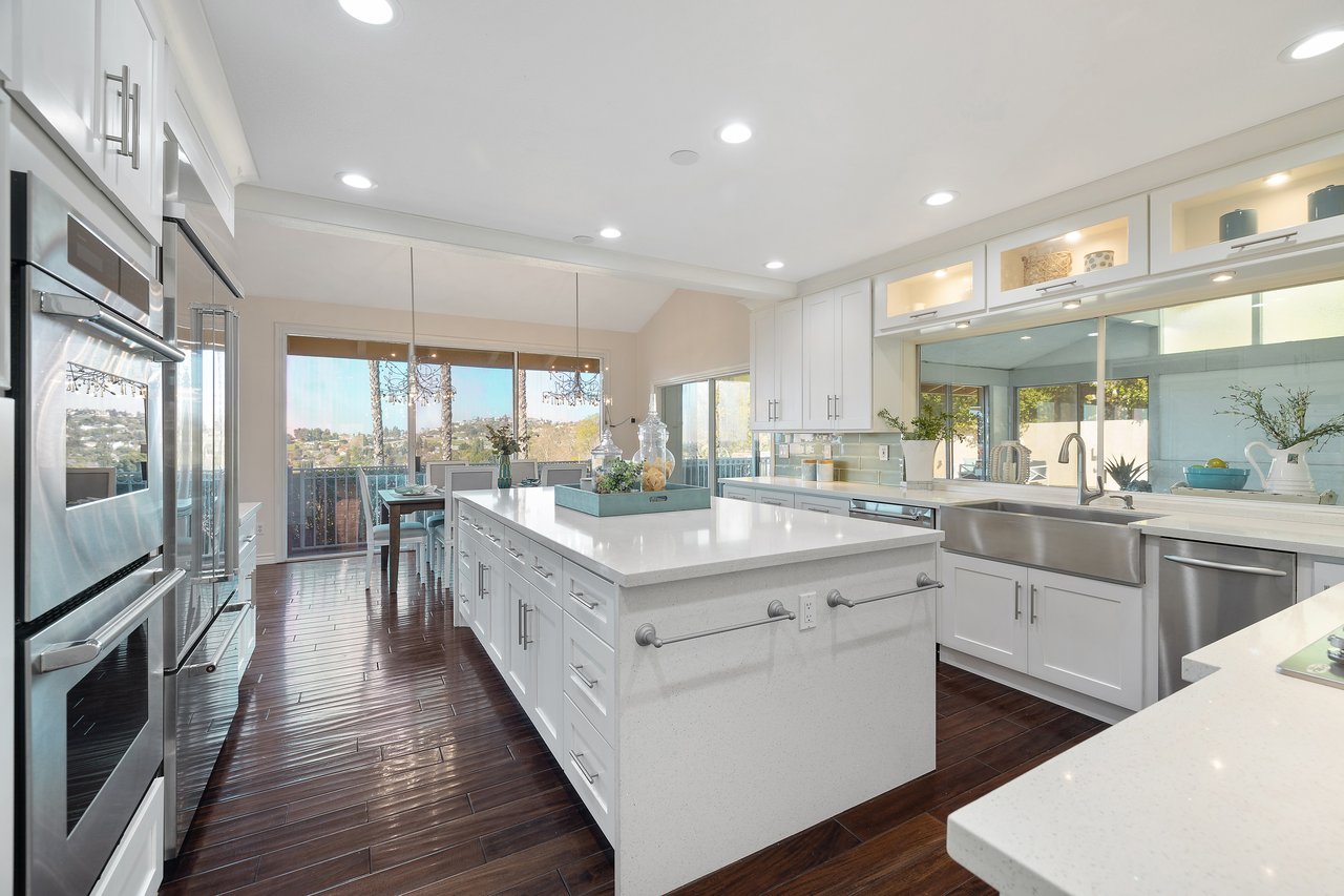 11392 Orangeview Road