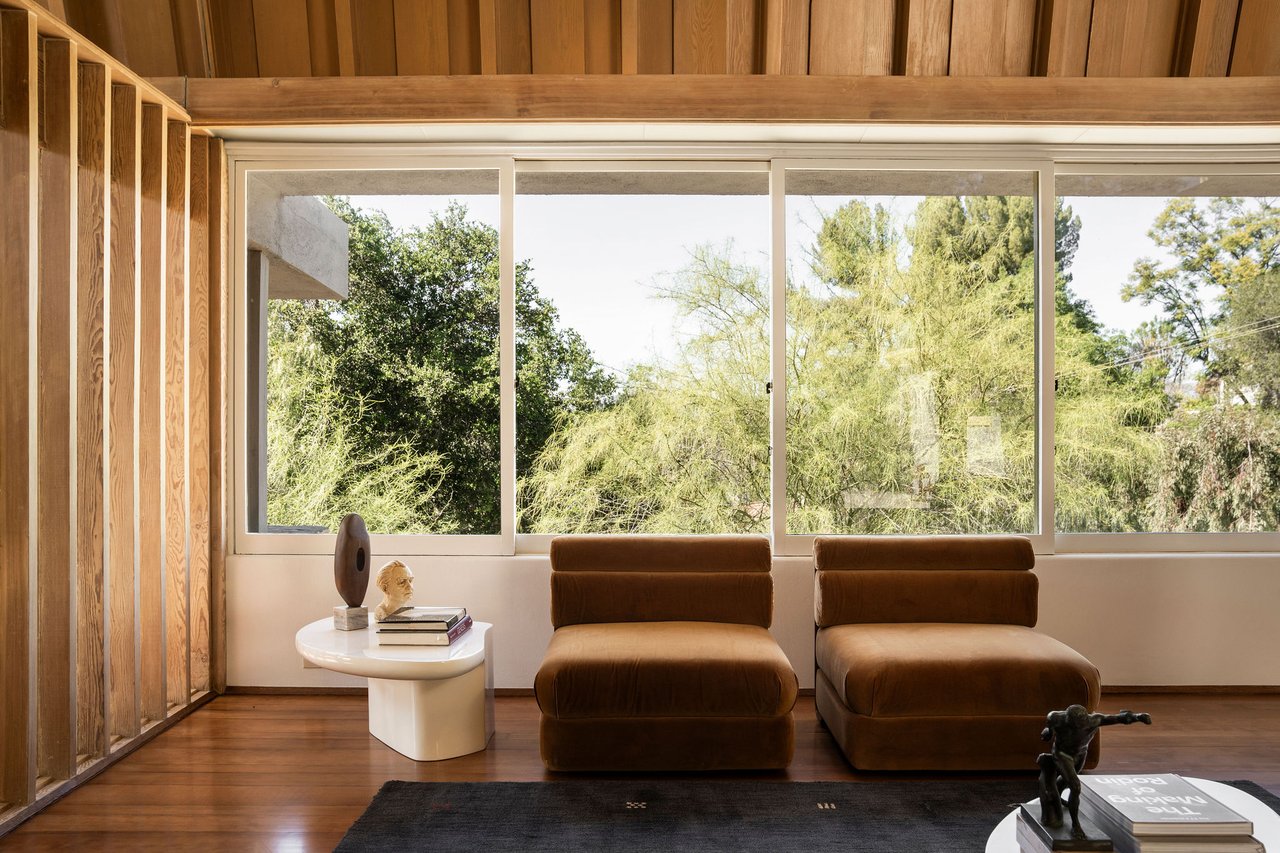 The Van Dekker House, Master architect R. M. Schindler