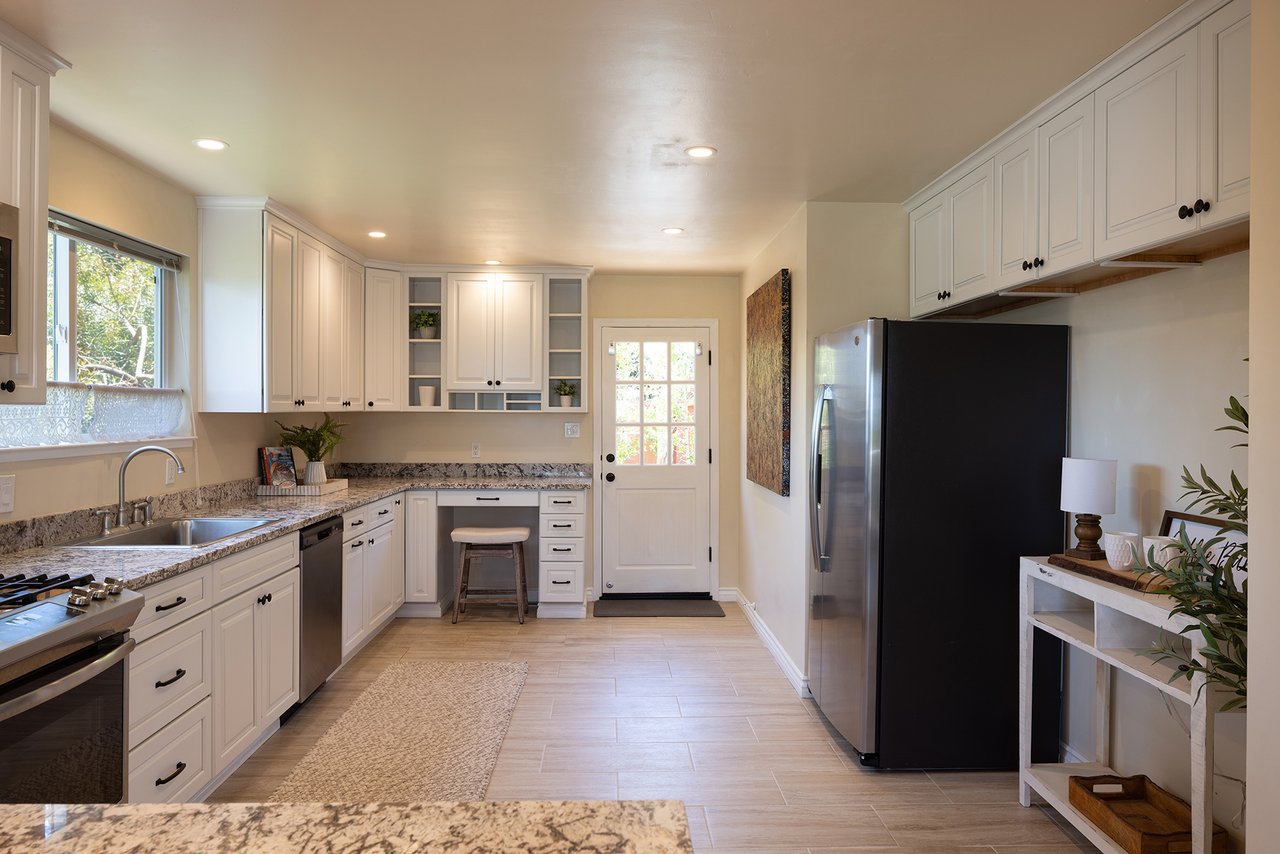 Monterey Living with Bay Views