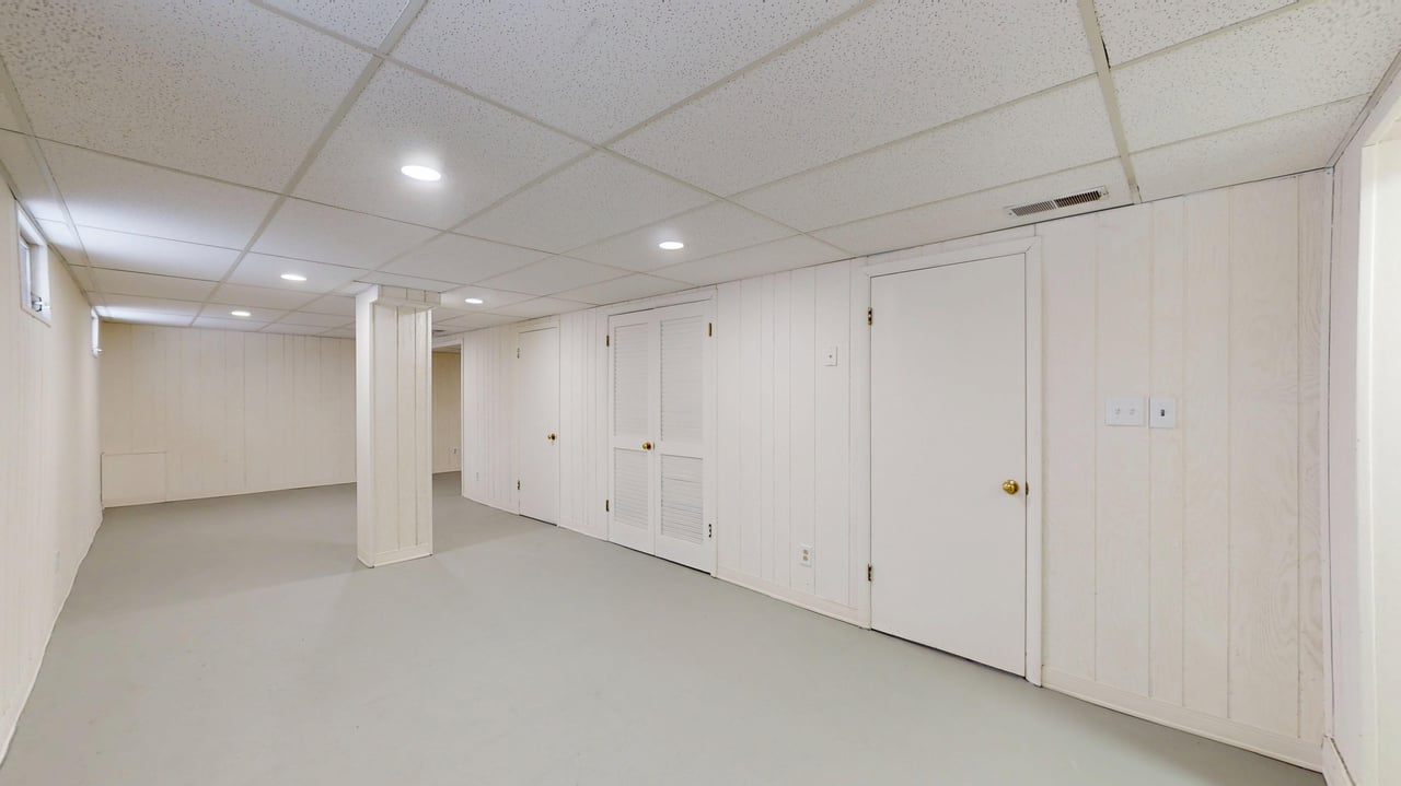 4512 Saratoga Avenue