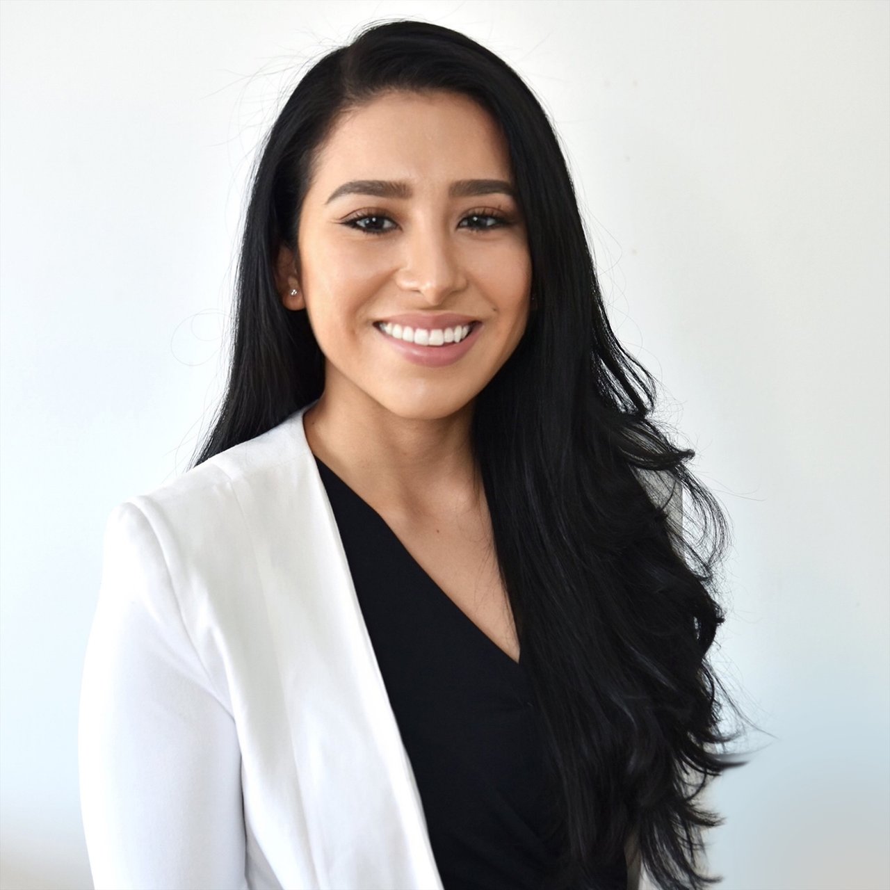 Katherine Sofia Vega Saint Michael, MN Real Estate Agent Headshot