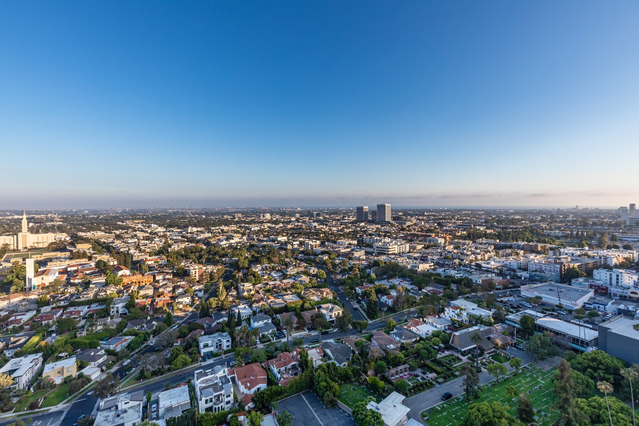 10800 Wilshire Blvd Unit: PH 2202, Wilshire Corridor