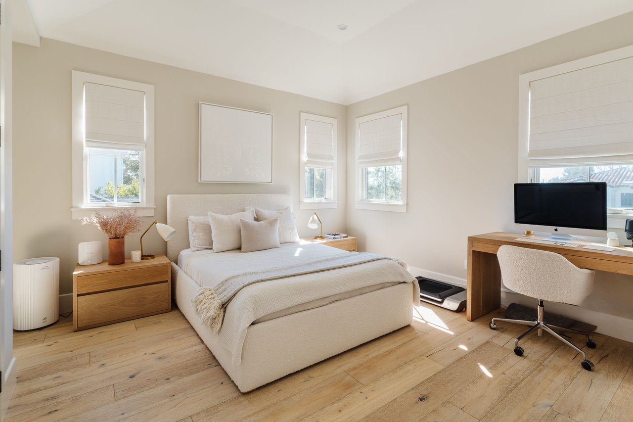 16045 Northfield St, Pacific Palisades 