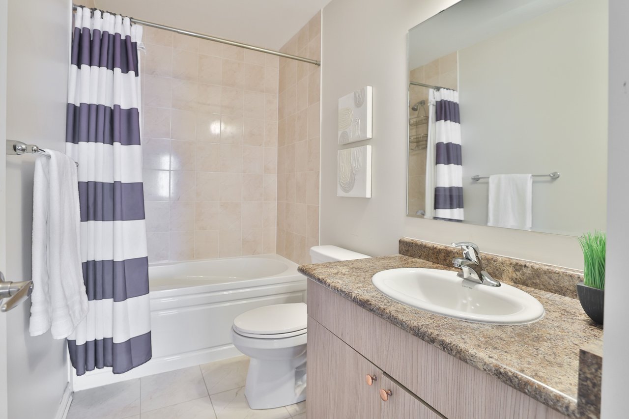 1133 Duignan Crescent, Milton