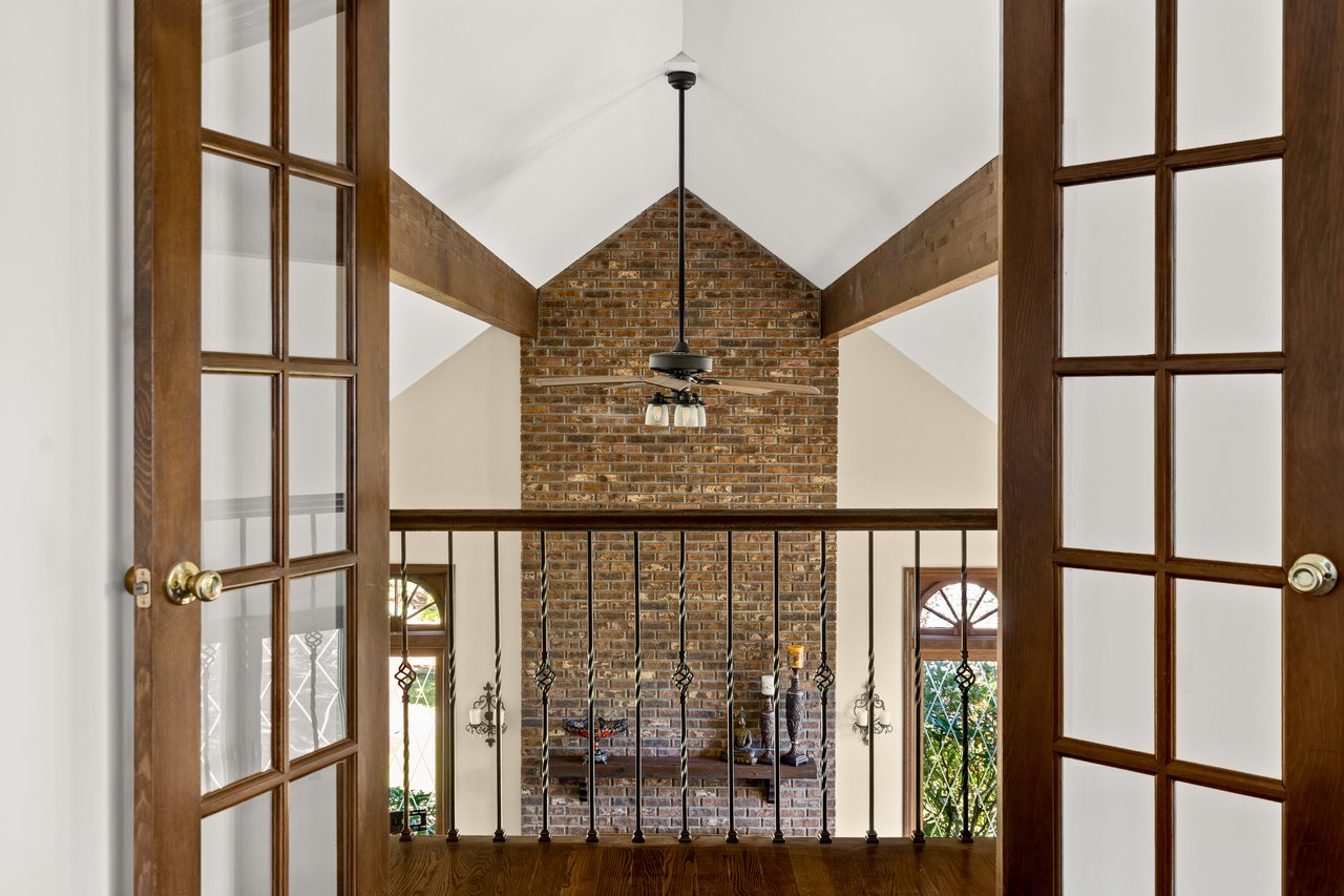 5 High Point Ct