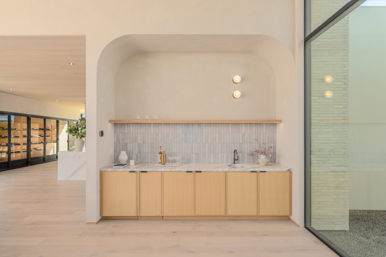 1608 Ridge Valley Road