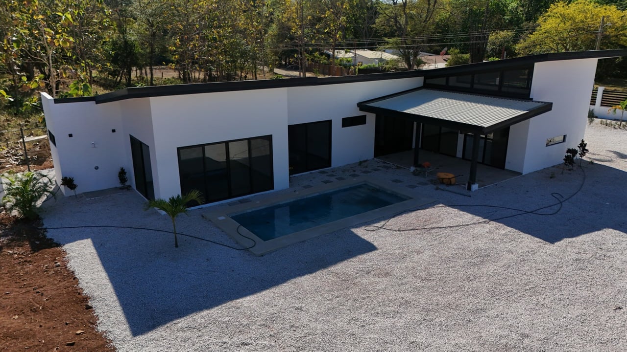 Villa Luz: Tropical Modern Home for Sale in Rancho Pinilla