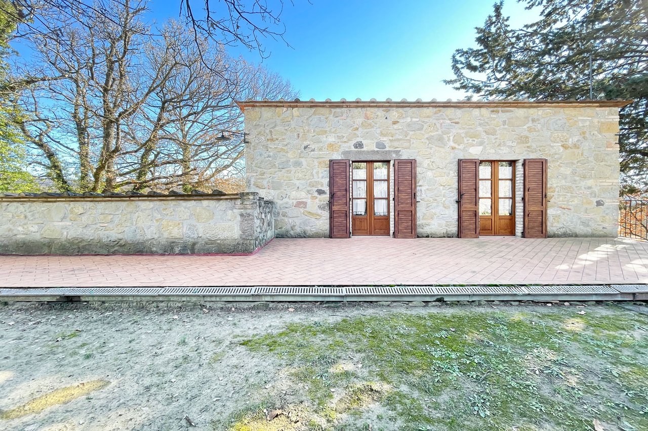 A Charming Stone Farmhouse for Sale in Radicofani