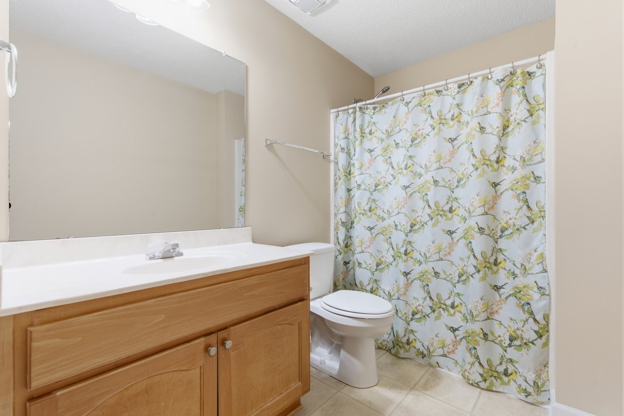 3 Bed 2 Bath Toney Property with Fully Fenced Yard!