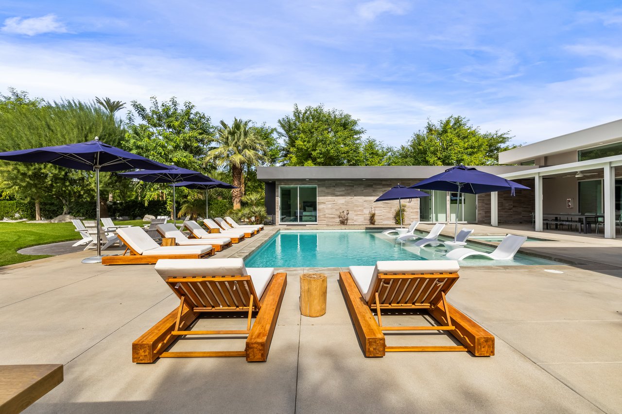51125 Evangeline Way - Villa 3