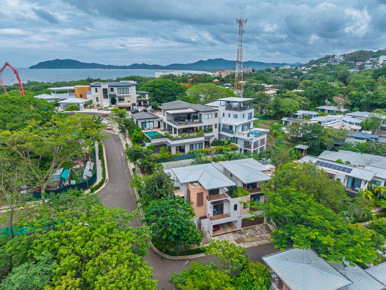 Casa Arcana | Luxury 3BR Condo with Private Pool in Tamarindo Parks | Walk to Beach