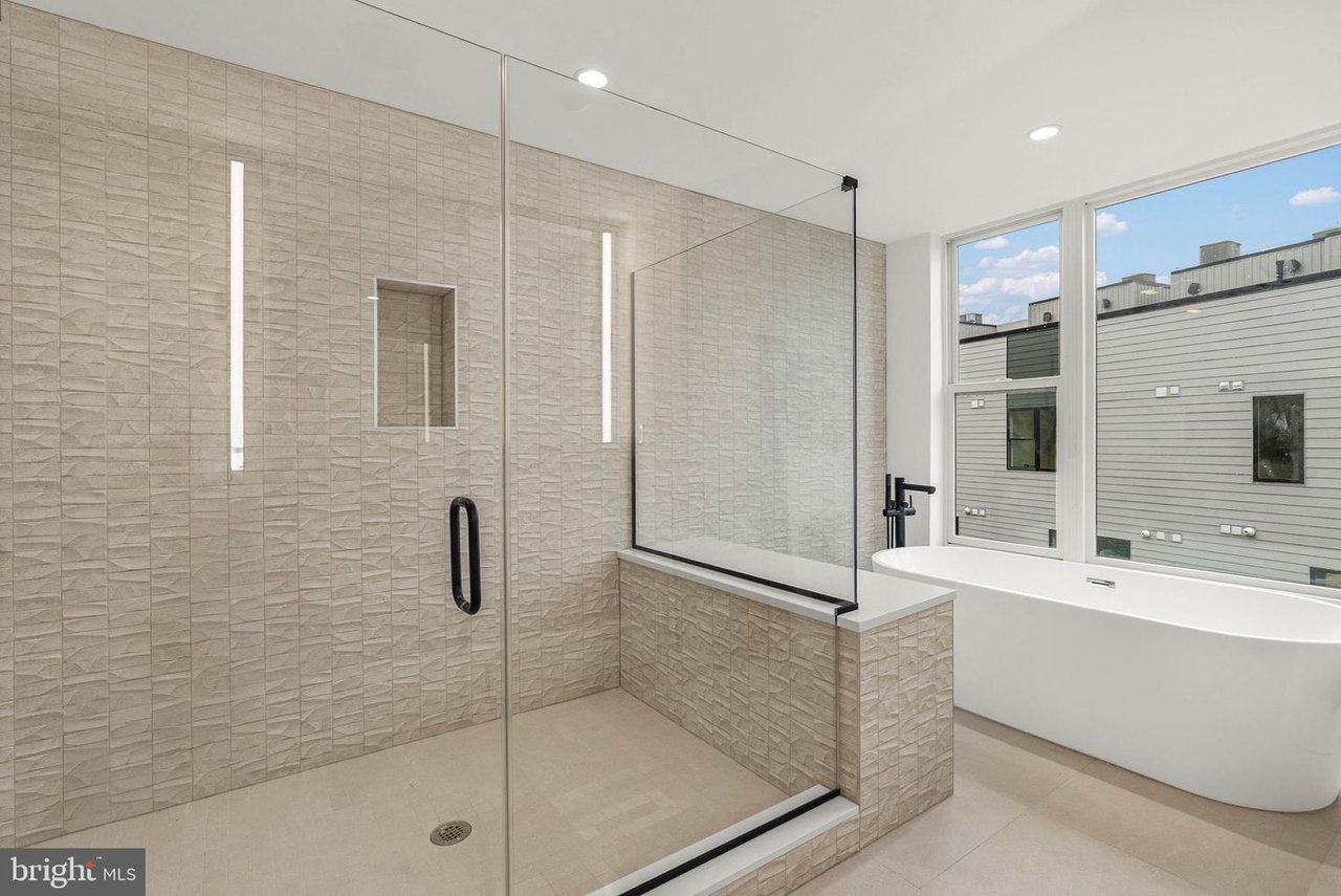 650 Fairmount Ave #A2, Philadelphia, PA 19123