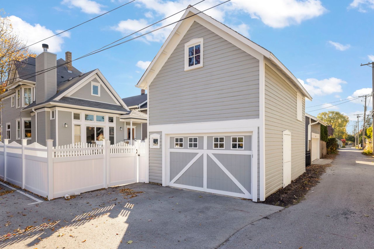 223 N Ellsworth Street