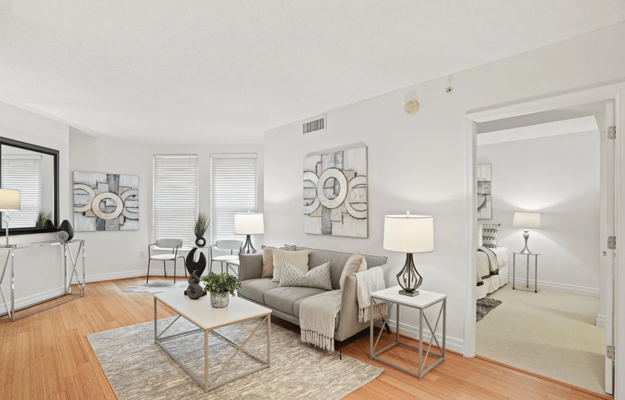 915 E E St NW, # 408