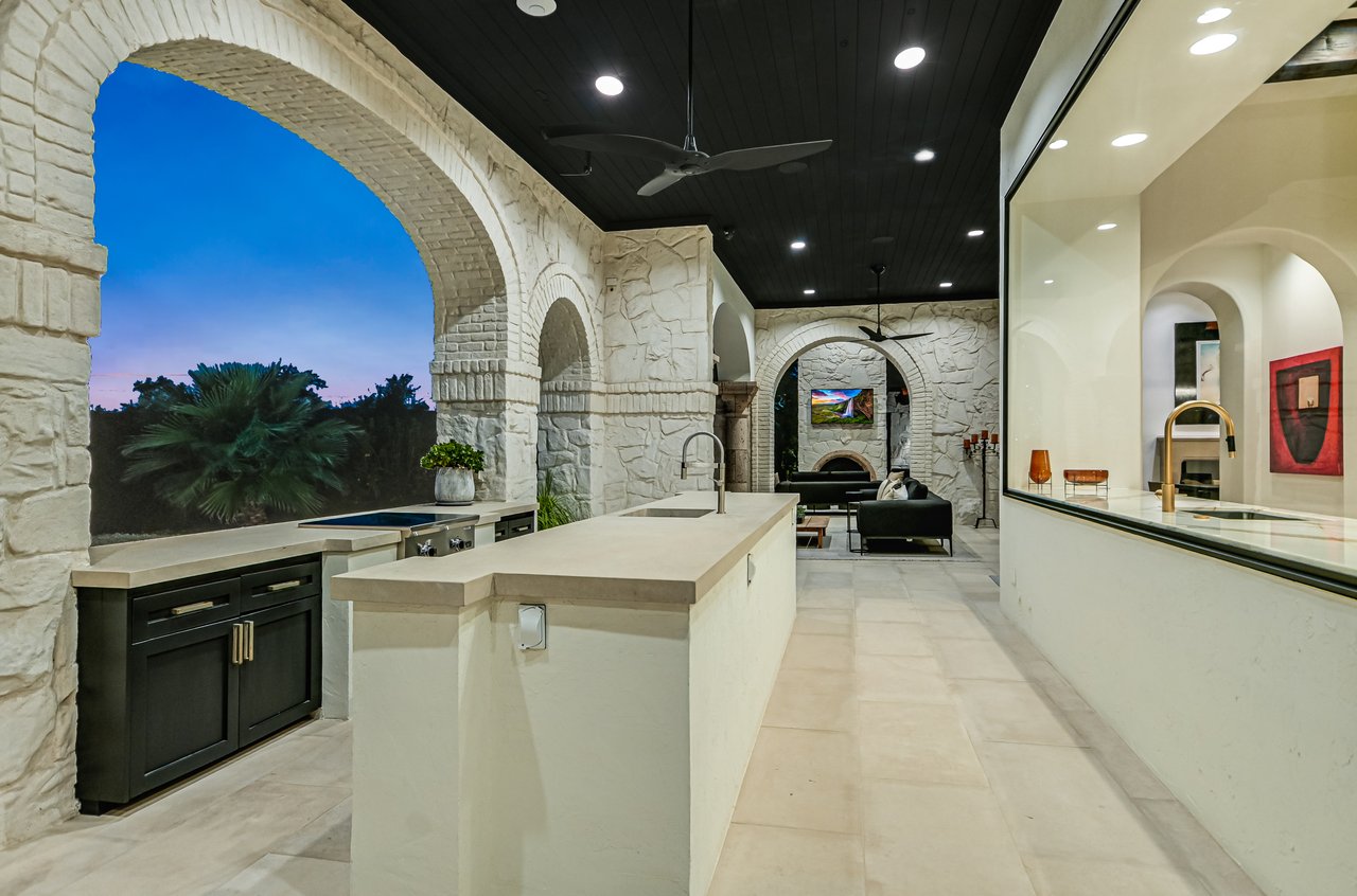 Estate on Mirador