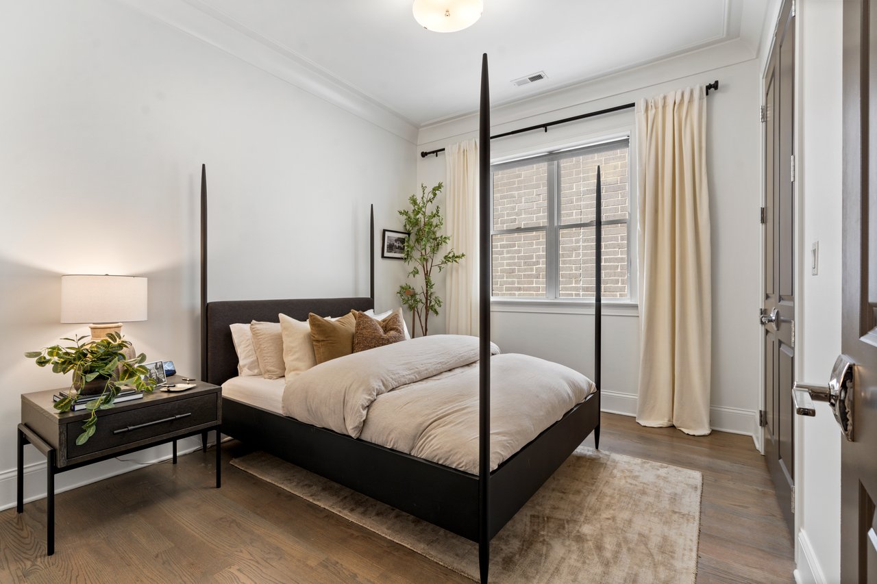 2455 N Racine Unit 3 