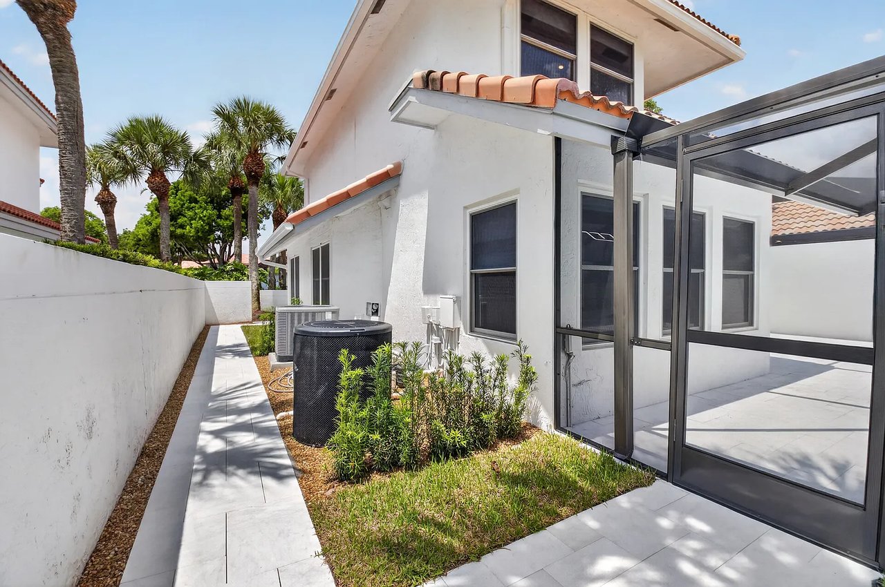 2103 NW 53rd Street