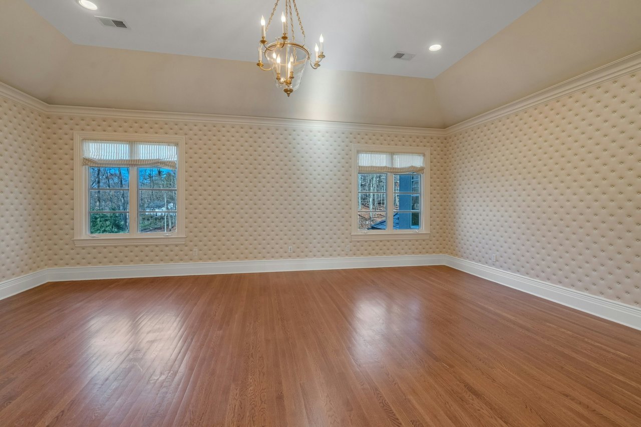 9 Ridge Crest Road