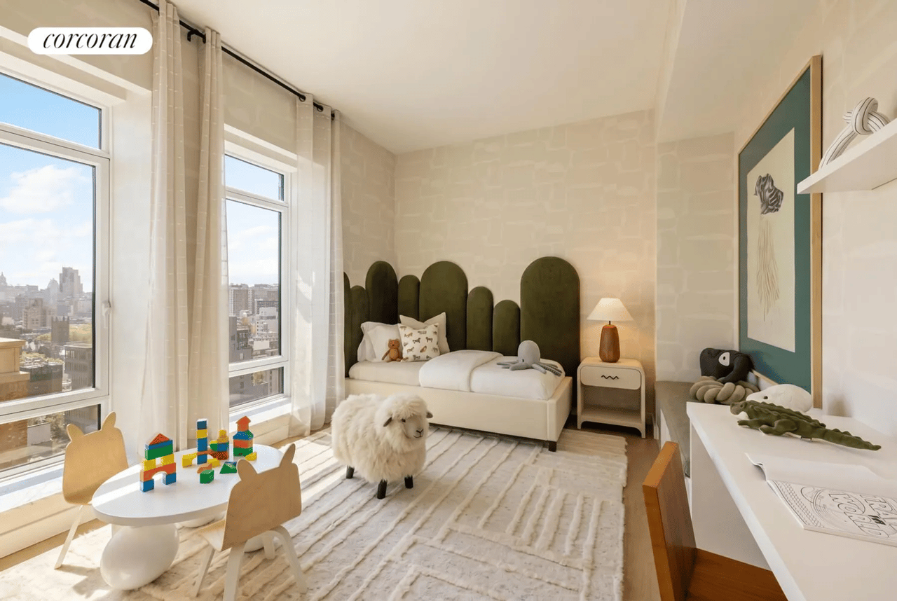 555 West 22nd Street, 20A