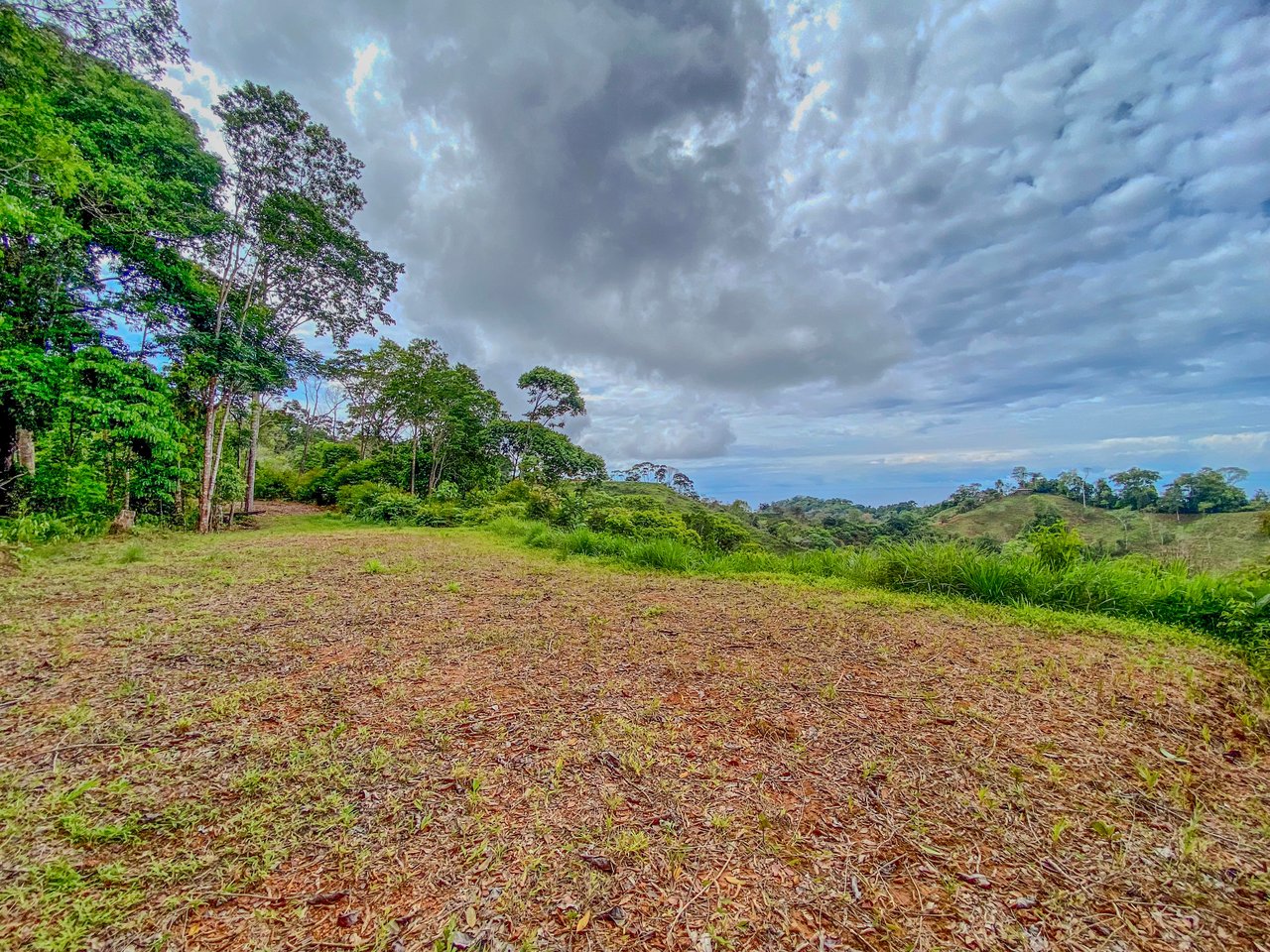 59.35 ACRES- Ocean And Mountain View Land, 6 Building Areas, Legal Water, Public Road, 20min From Beaches!!!
