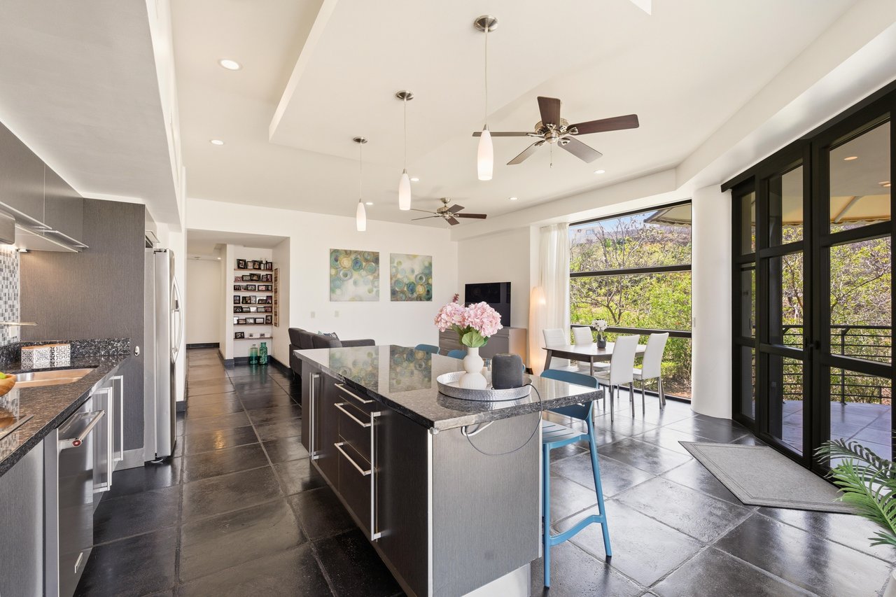 La Perla 113 | Boutique Luxury Condo in the Heart of Tamarindo