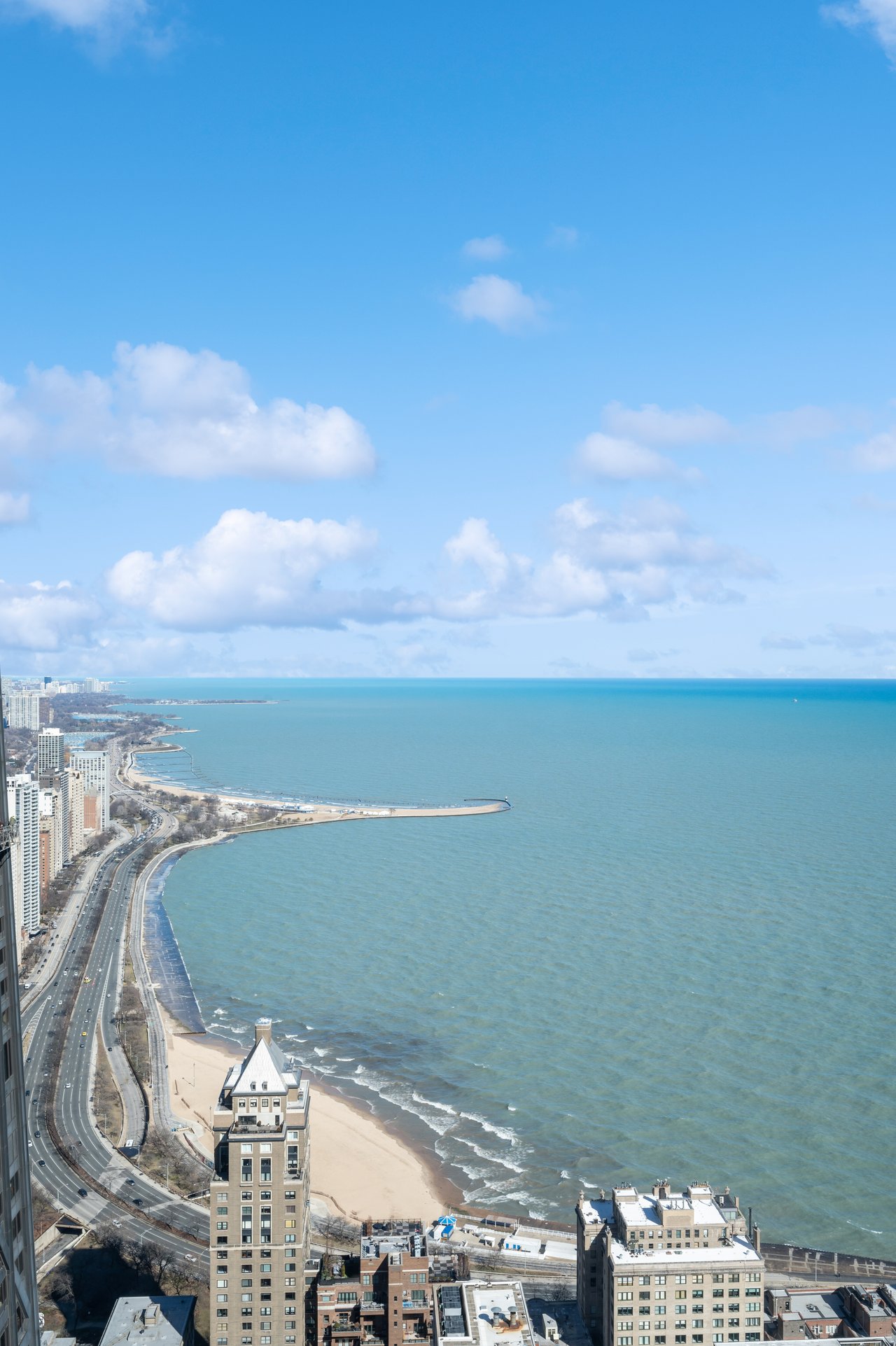 180 East Pearson Unit: 5902