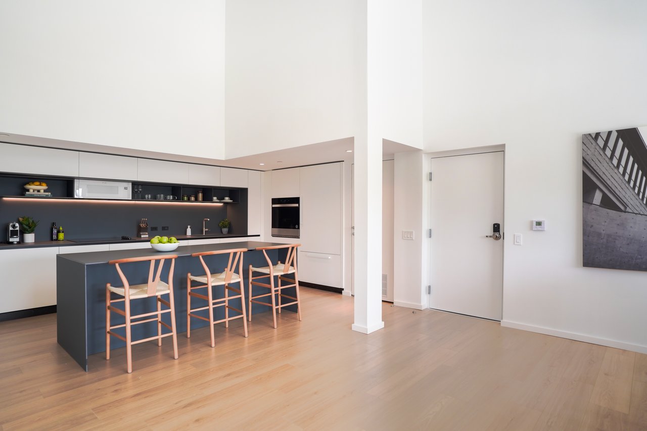 Beach Haus Bal Harbour Residences