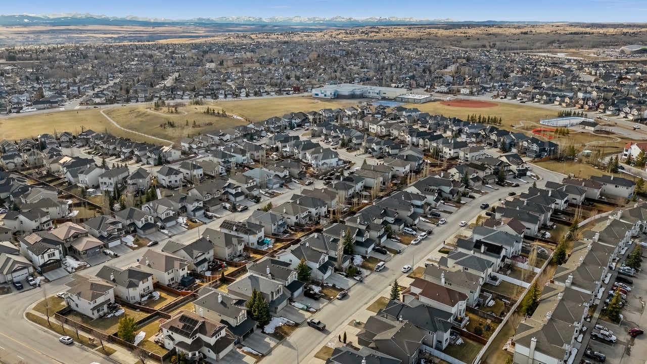 29 Royal Birch Hill NW