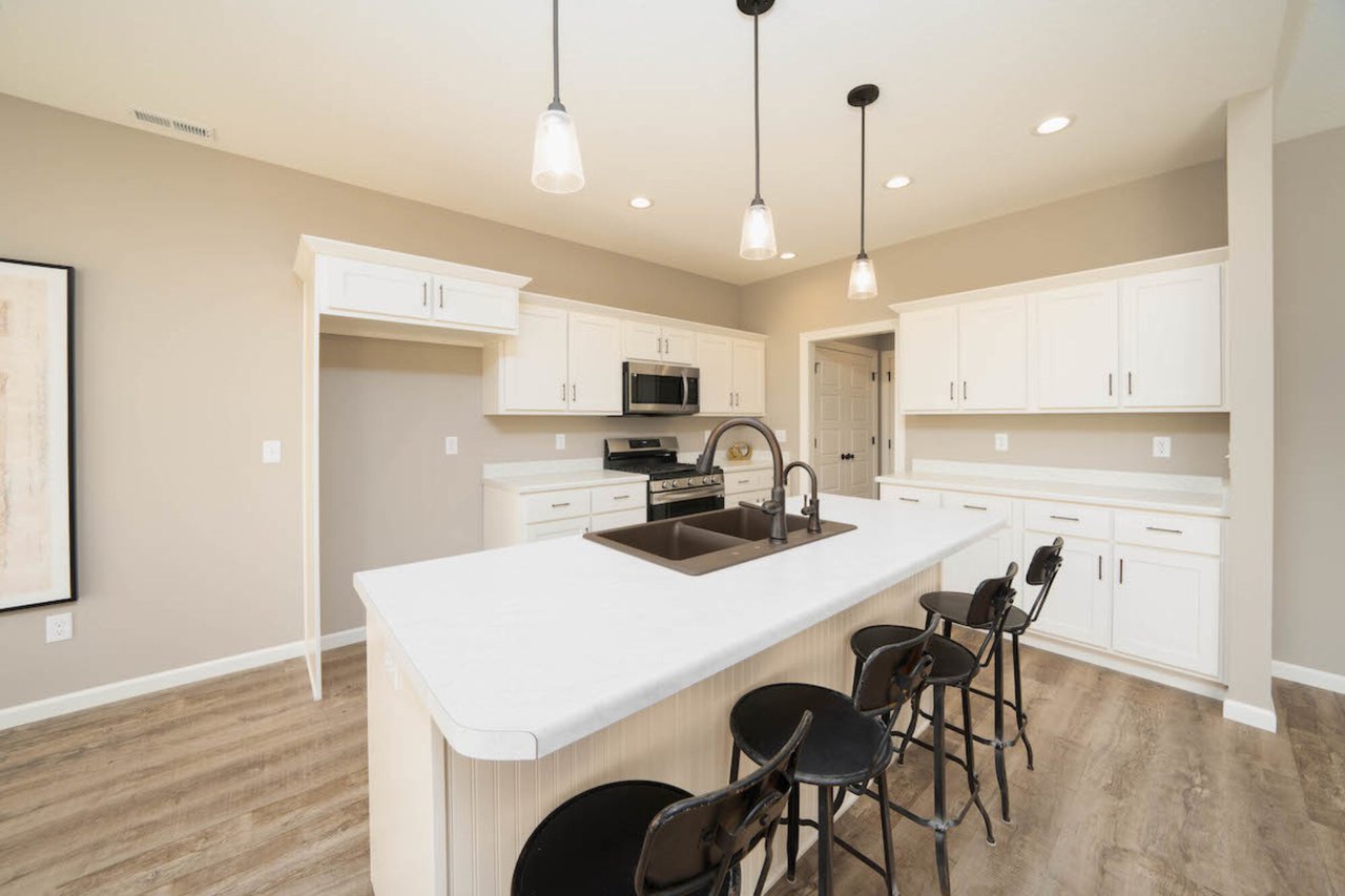 112 Oak Tree Pl