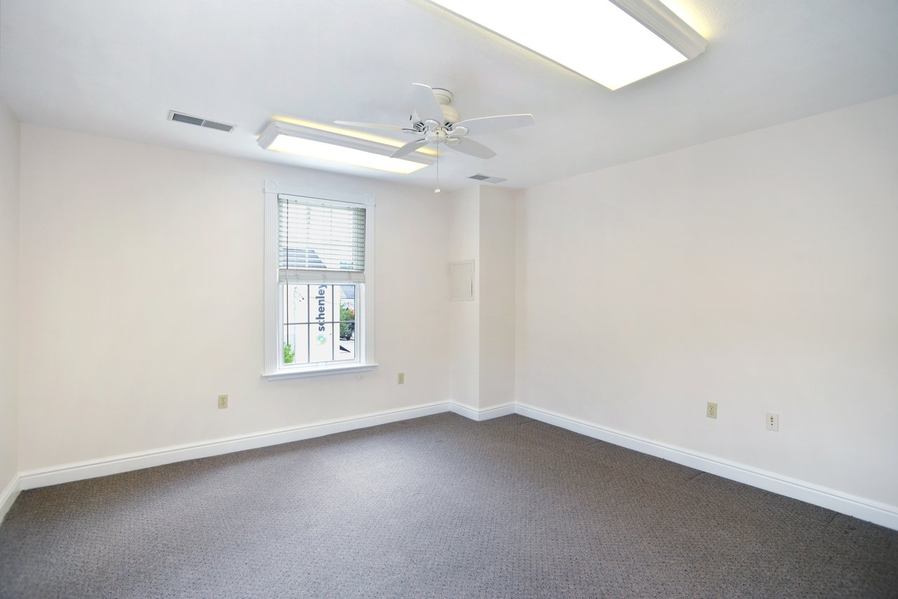 438 Walnut St Sewickley PA 15143 Large Office Space for Lease