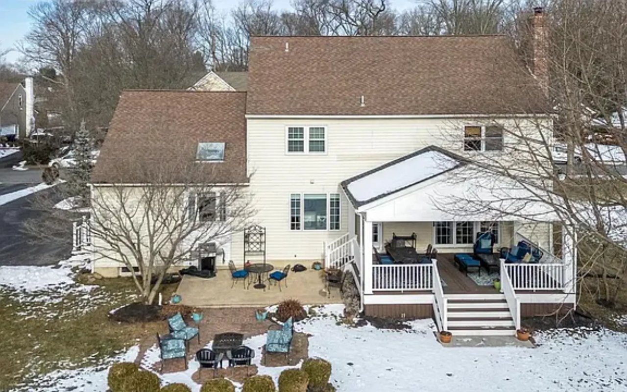 14 Silo Hill Dr