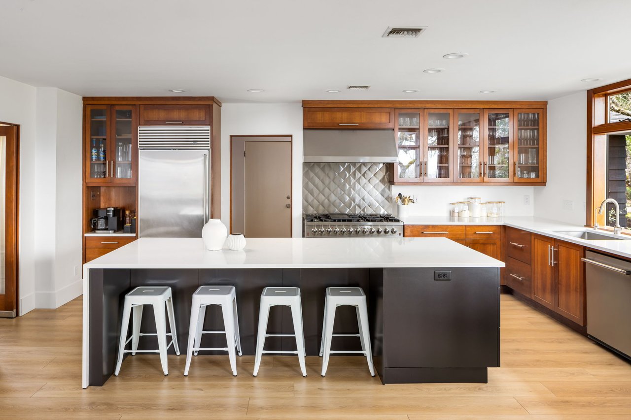 Now Available - Mid-Century Modern Oasis 