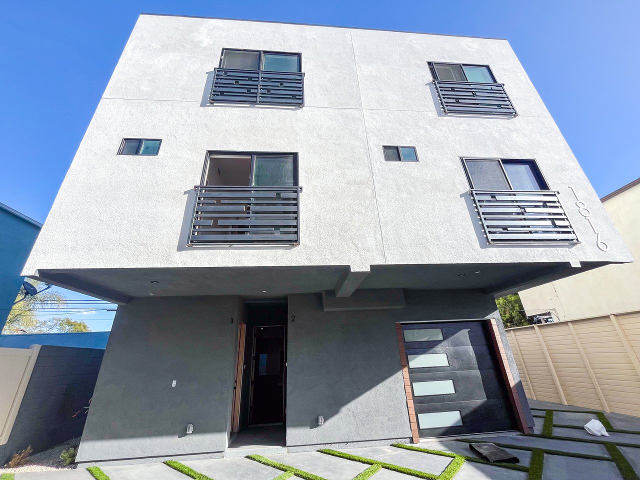 Brand-New 5-Unit Multifamily in Prime Los Angeles